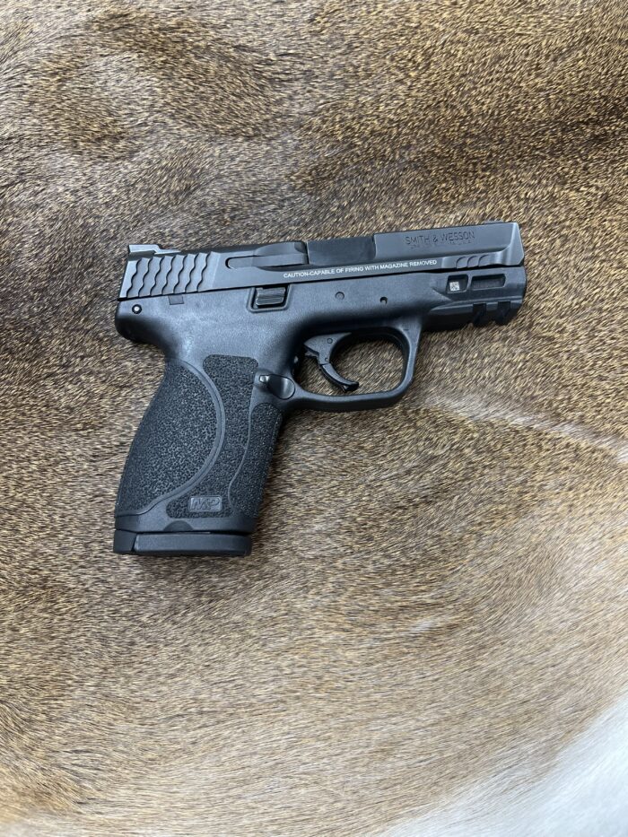 Smith & Wesson M&P Pistol - Image 2